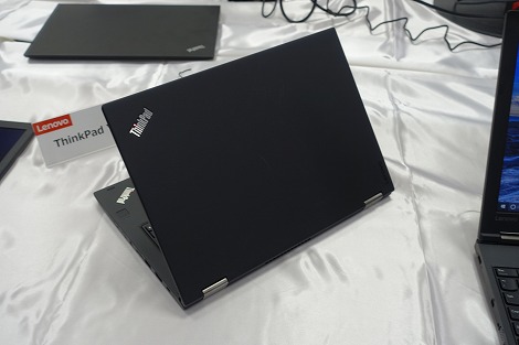 ThinkPad Yoga 370 r[